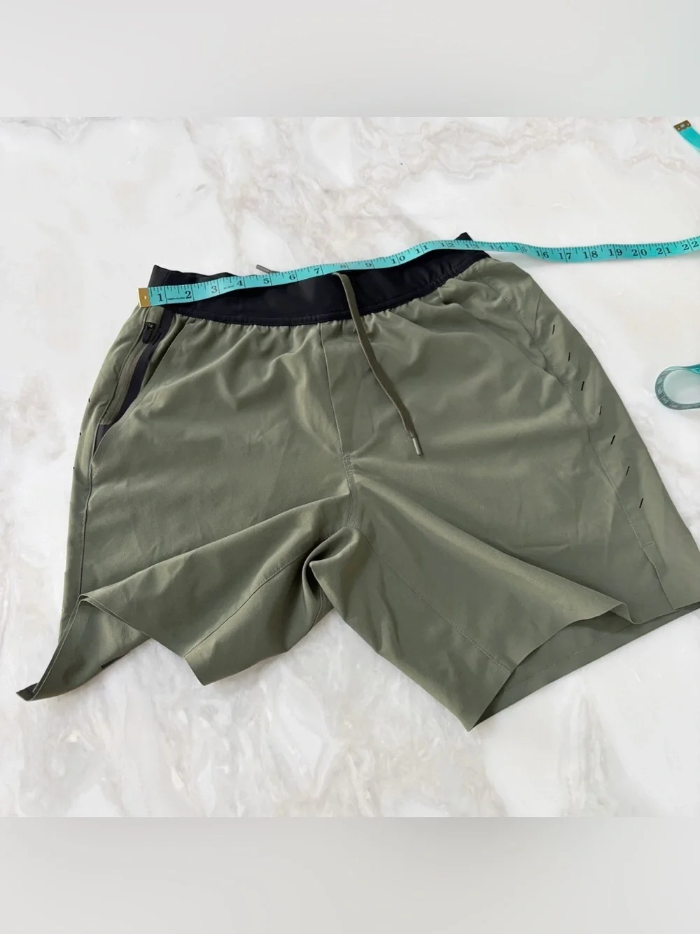 Ten Thousand 7” Interval Athletic Short Men’s Size Small Green Unlined
